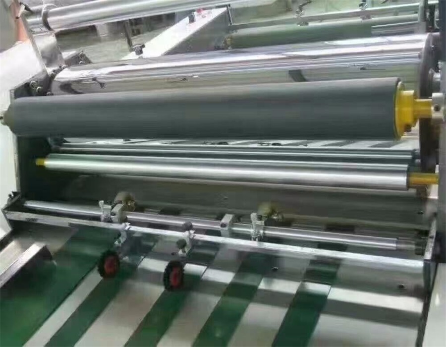 預(yù)涂覆膜機(jī)的工作原理與結(jié)構(gòu)組成
